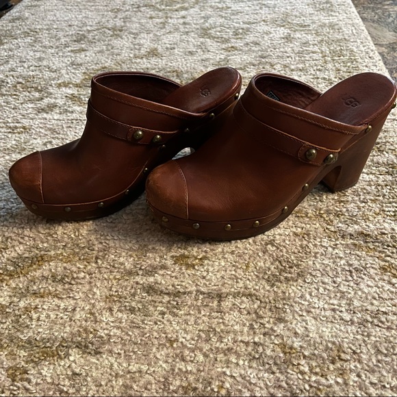 Ugg chunky heels - Picture 3 of 6